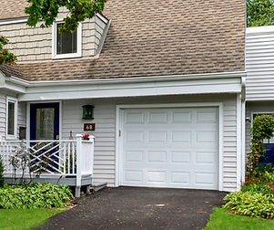 New CHI Overhead garage door installed in Chicago Illinois